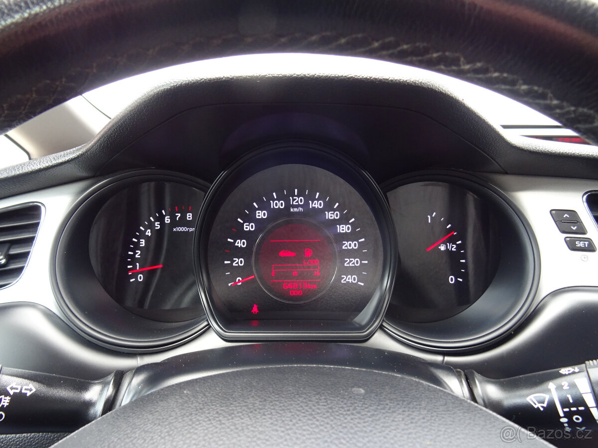 Kia Ceed 1.6GDi,99kW,1majČR,S.kniha,64tkm,ESP,klima - 9