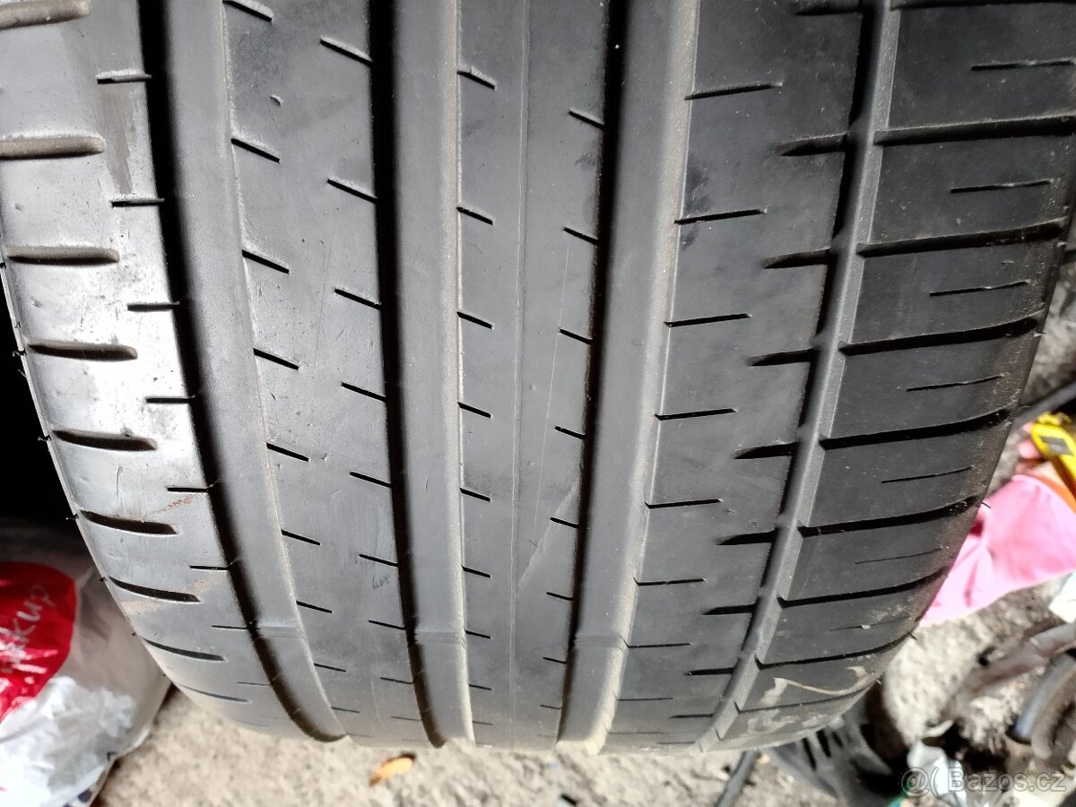 205/50/17 245/40/18 235/35/19 255/30/20 265/35/20 kusovka - 9