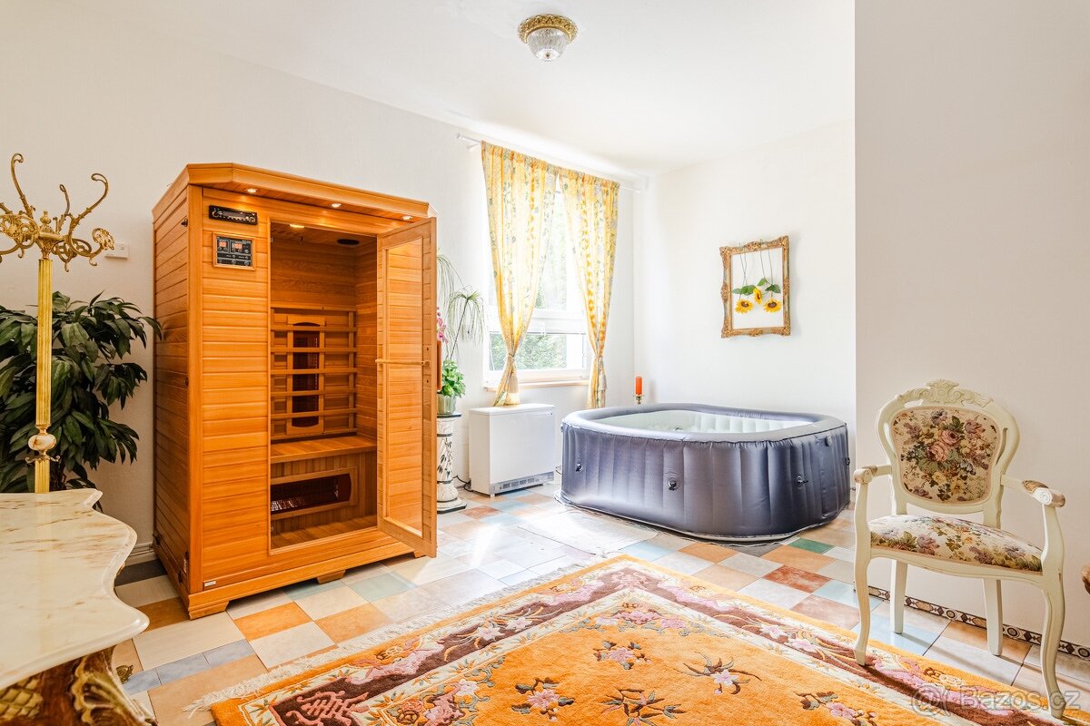 Prodej rodinného domu 358 m², pozemek 1 315 m² Slabce - 9