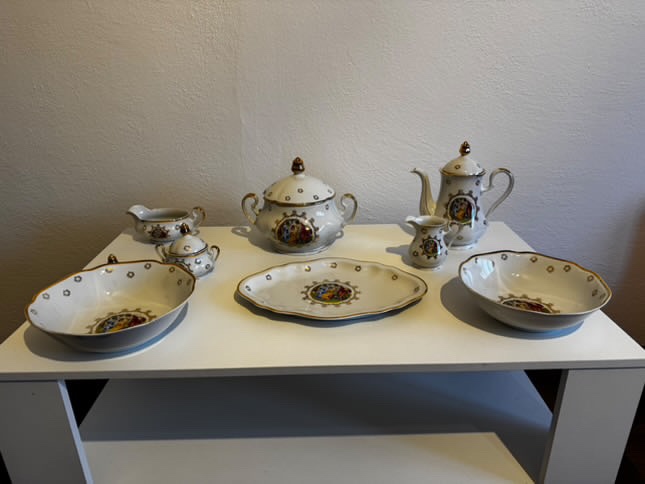 Celý porcelánový servis nádobí - 9