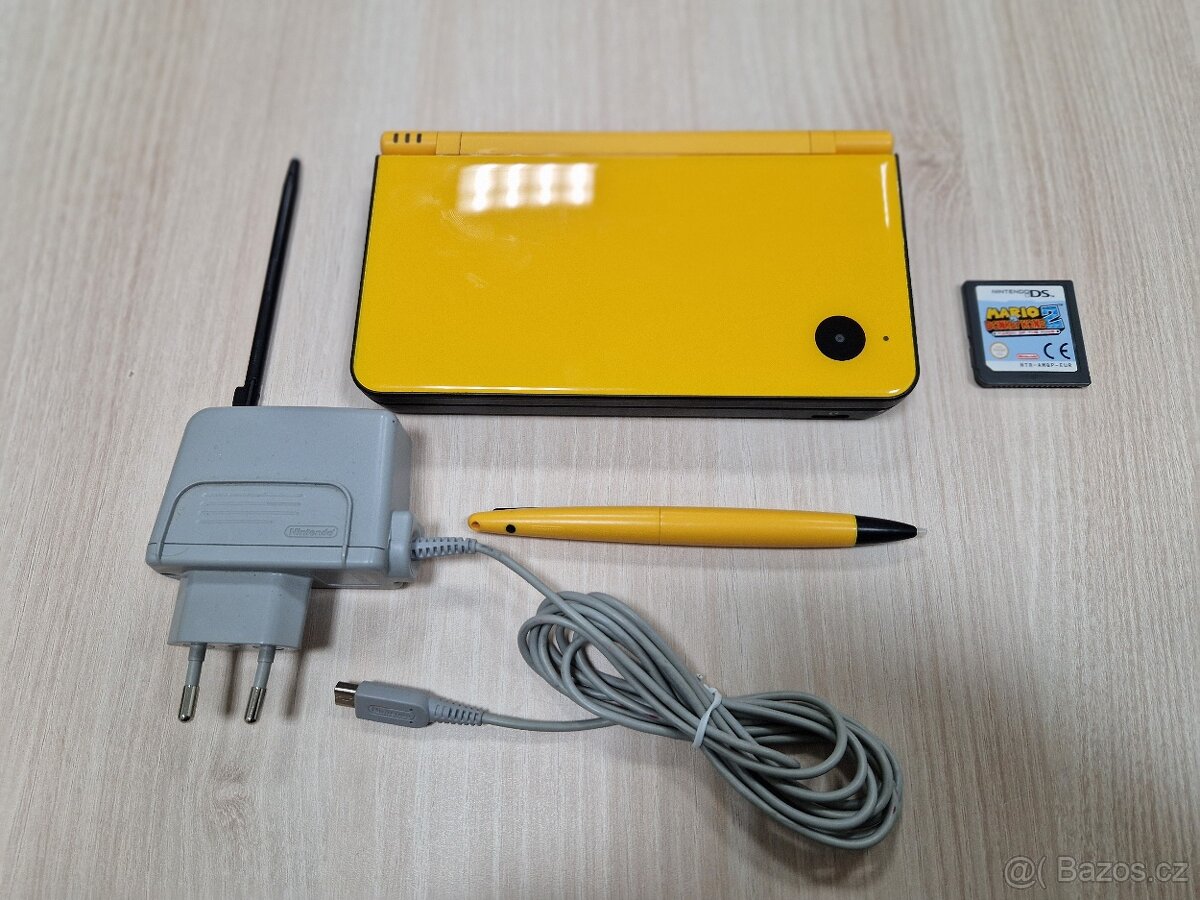 NINTENDTO DSi XL v top stavu ,nová baterie plno her - 9