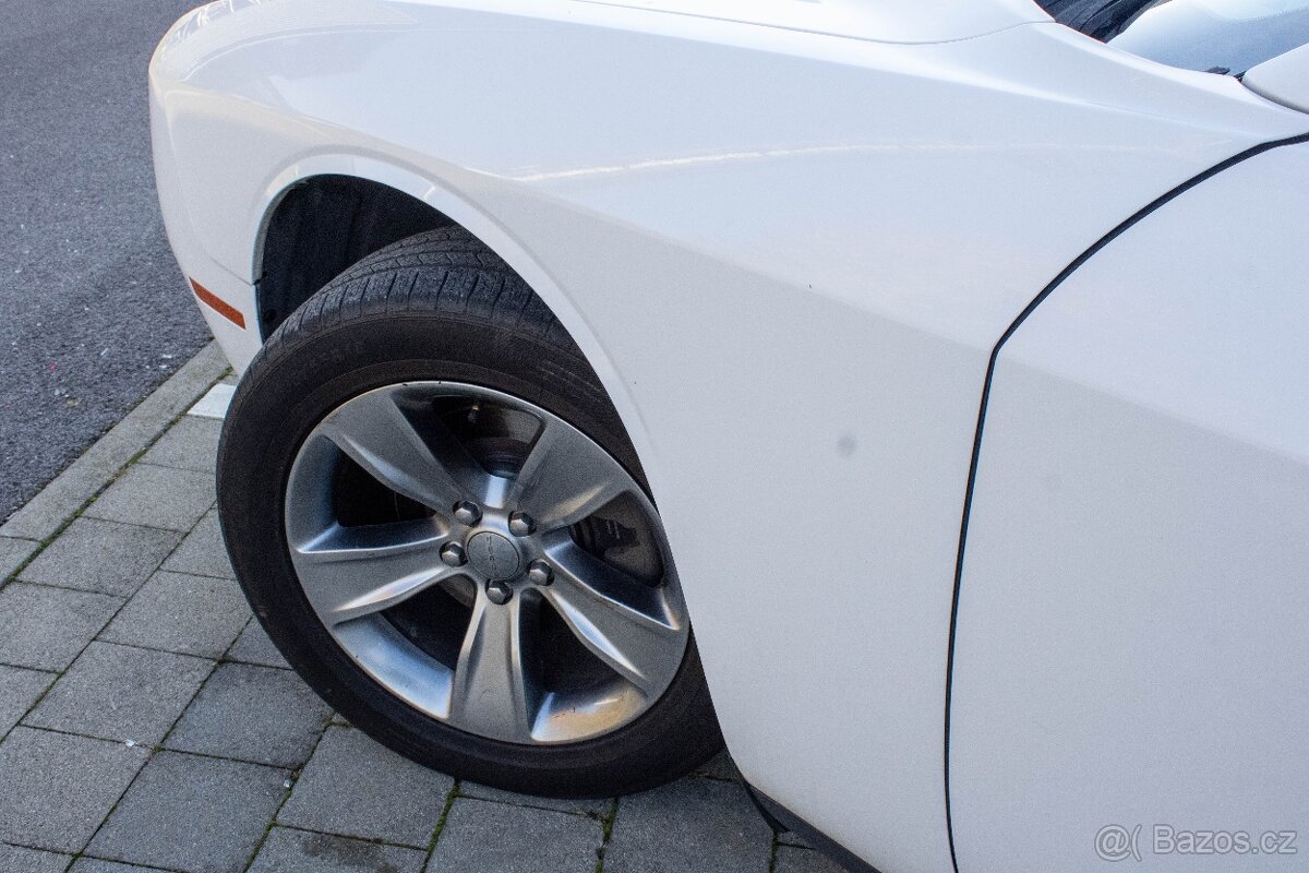 DODGE CHALLENGER 3.6 305K 2016 🔥 ZNÍŽENÁ CENA 🔥 - 9