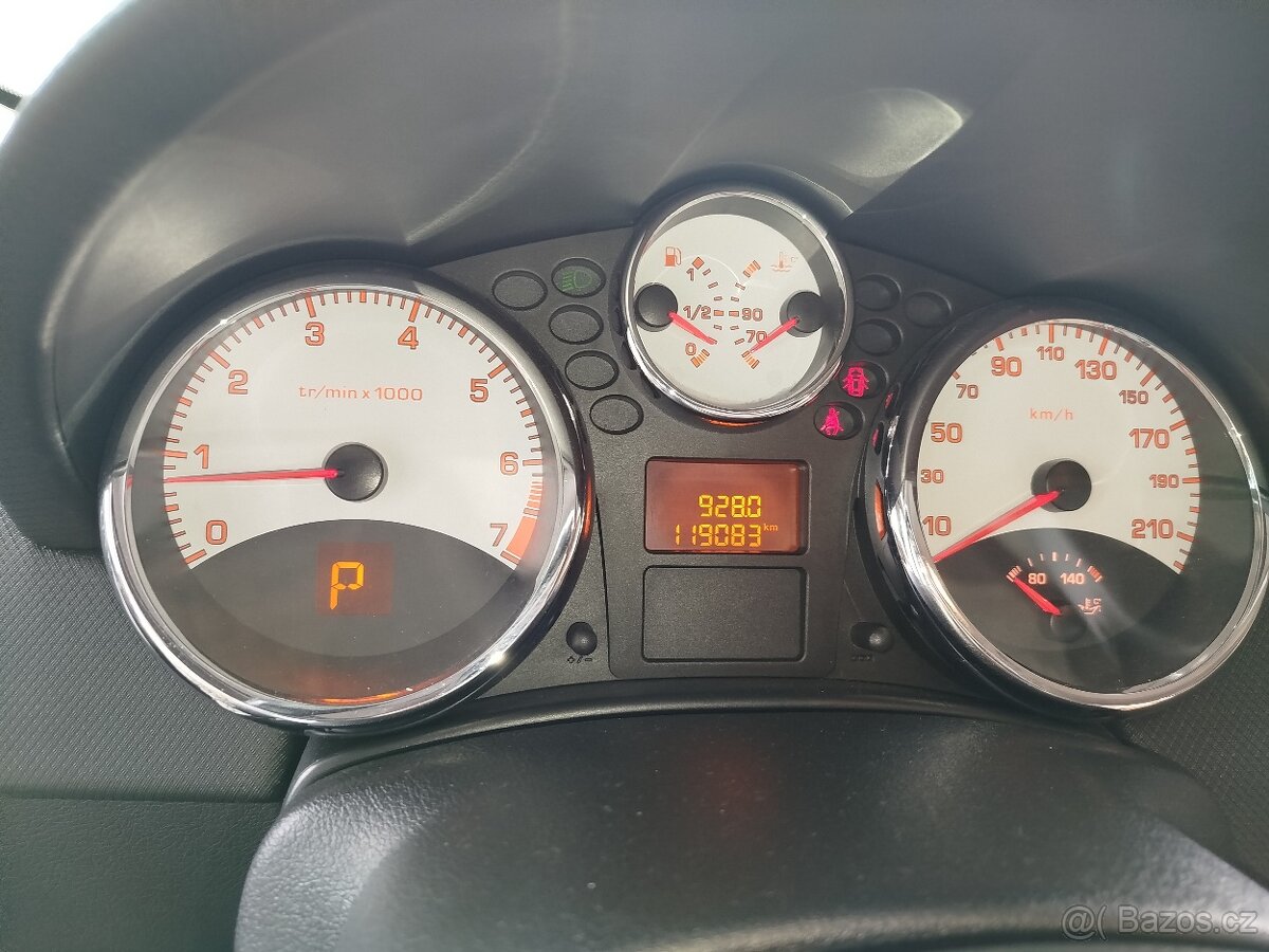 Peugeot 207cc Automat - 9