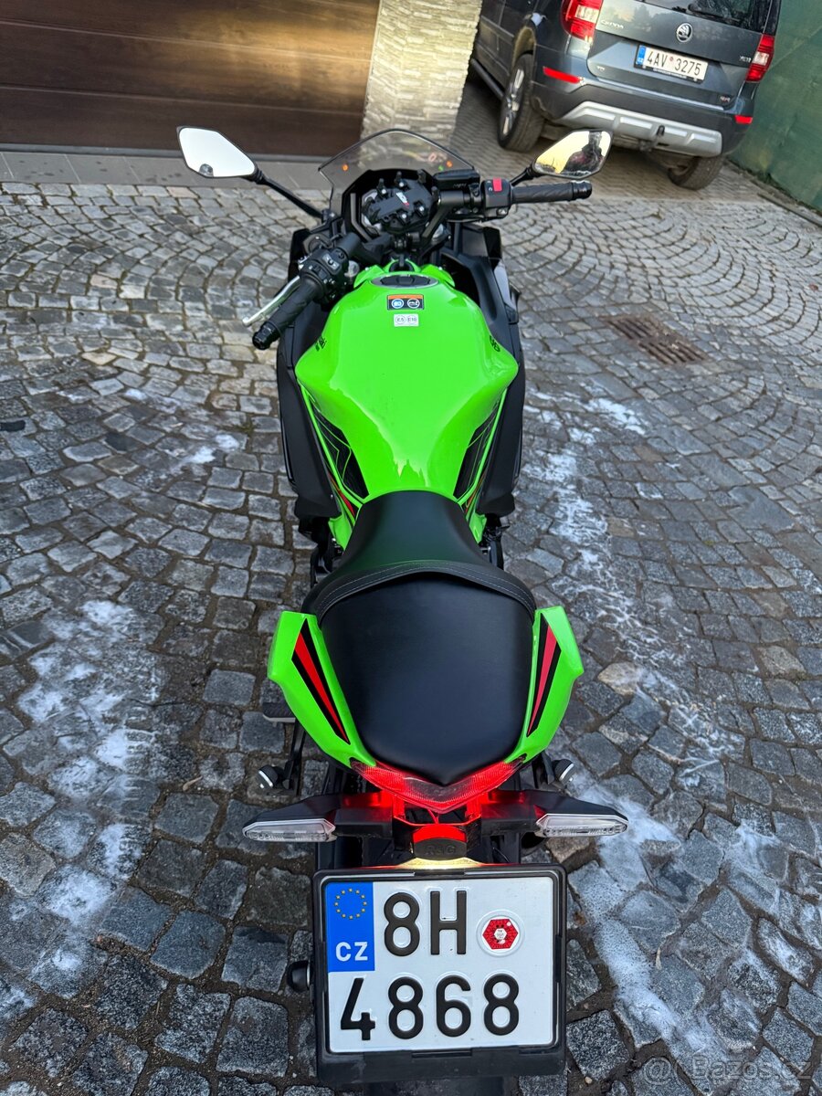 Kawasaki Ninja 650 - 9