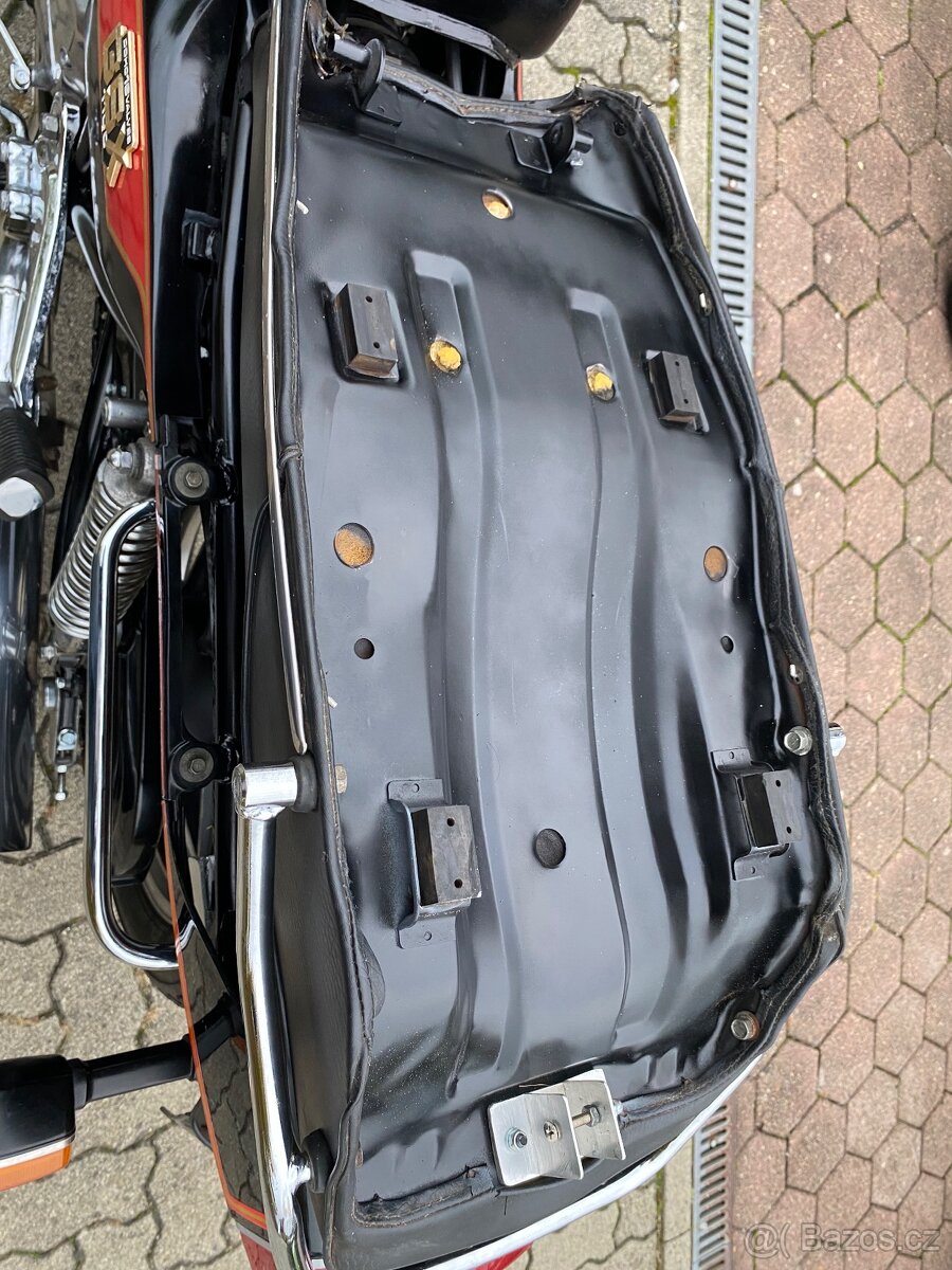 Suzuki gsx 750 e - 9