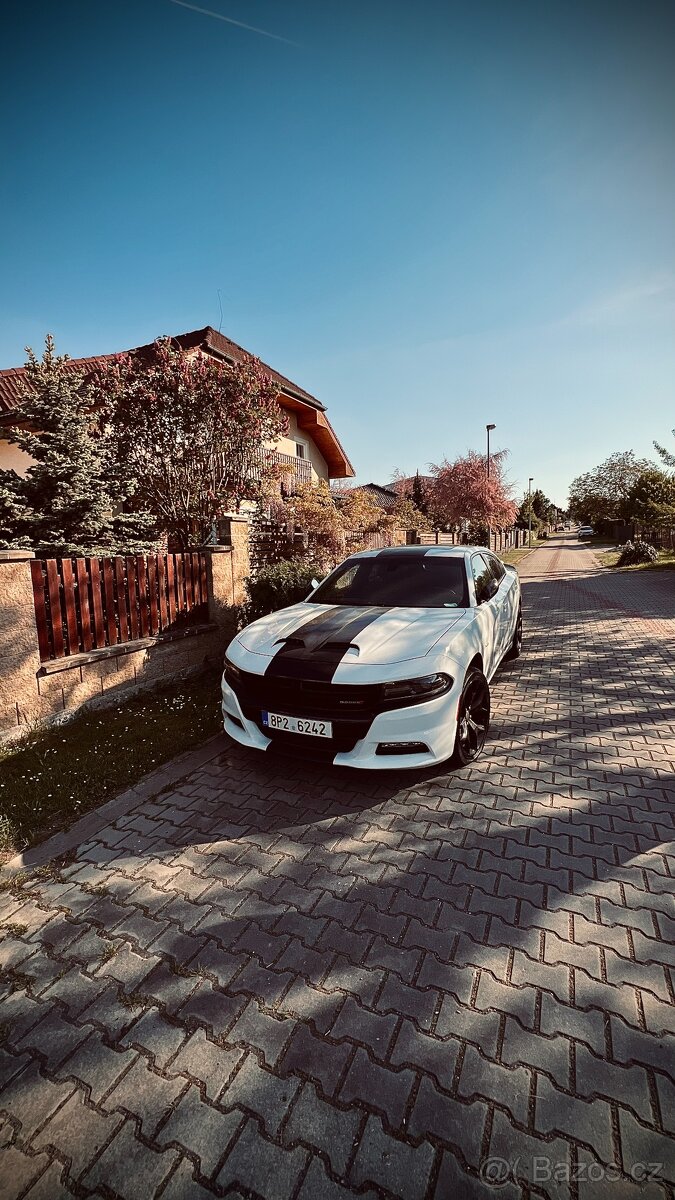 Dodge Charger 3.6 AWD 2016 / 240kW + pedal commander - 9