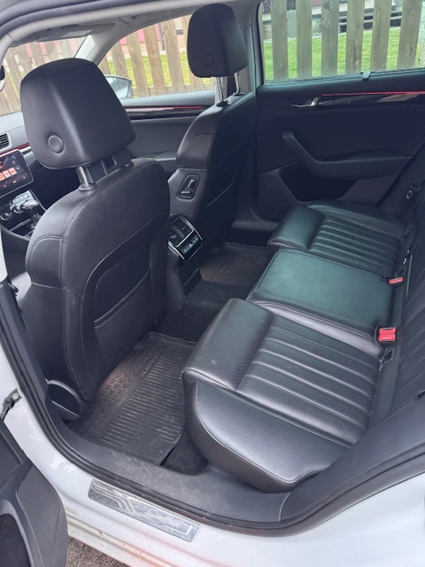 Osobní automobil ŠKODA SUPERB - 9