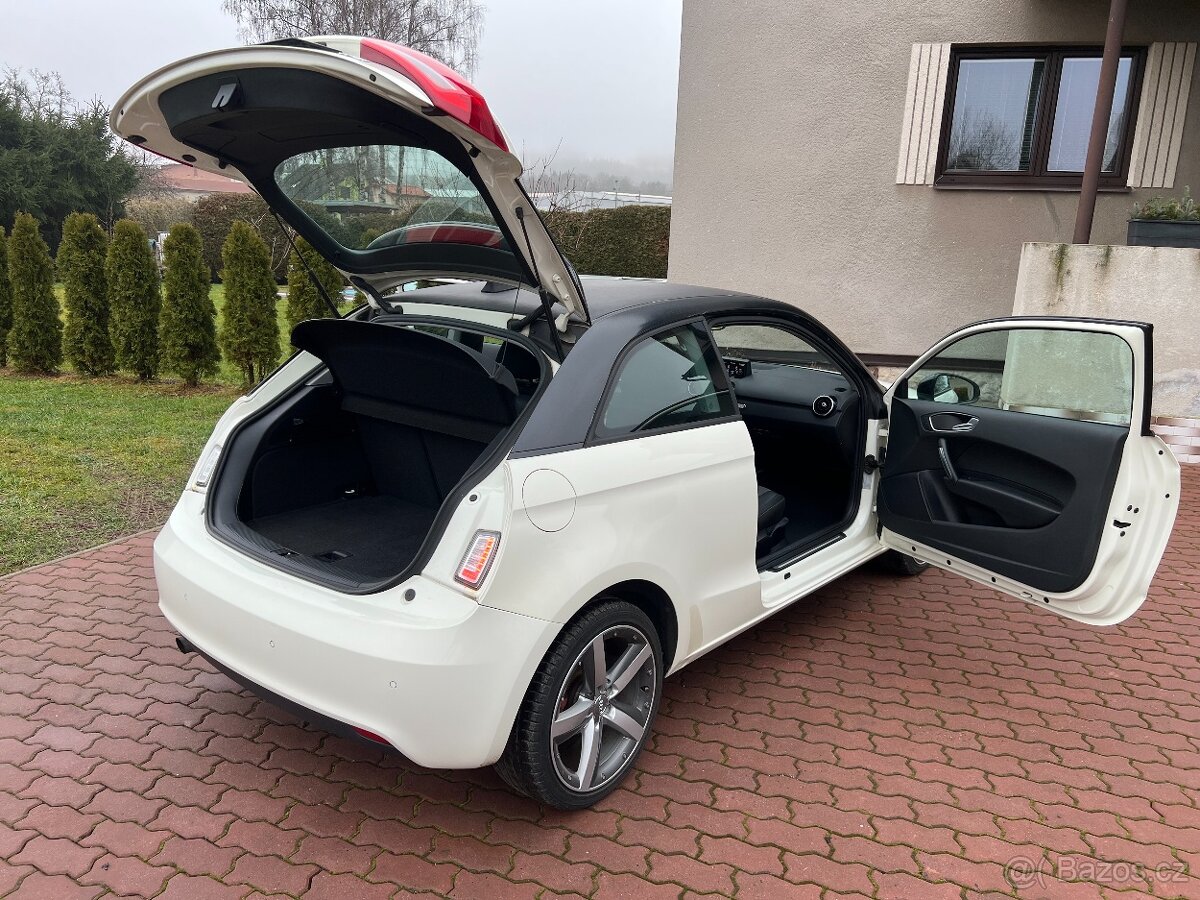 Audi A1 1.2TFSI 63KW,KůŽE,NAVI,2xALU - 9