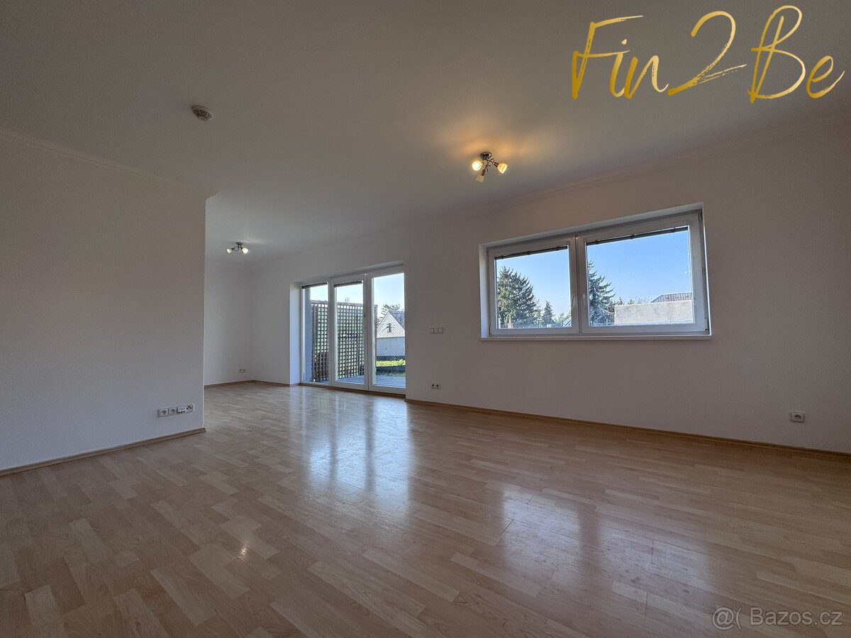 Pronajmu krásný mezonet 4kk v RD s garáží a zahradou - Běcho - 9