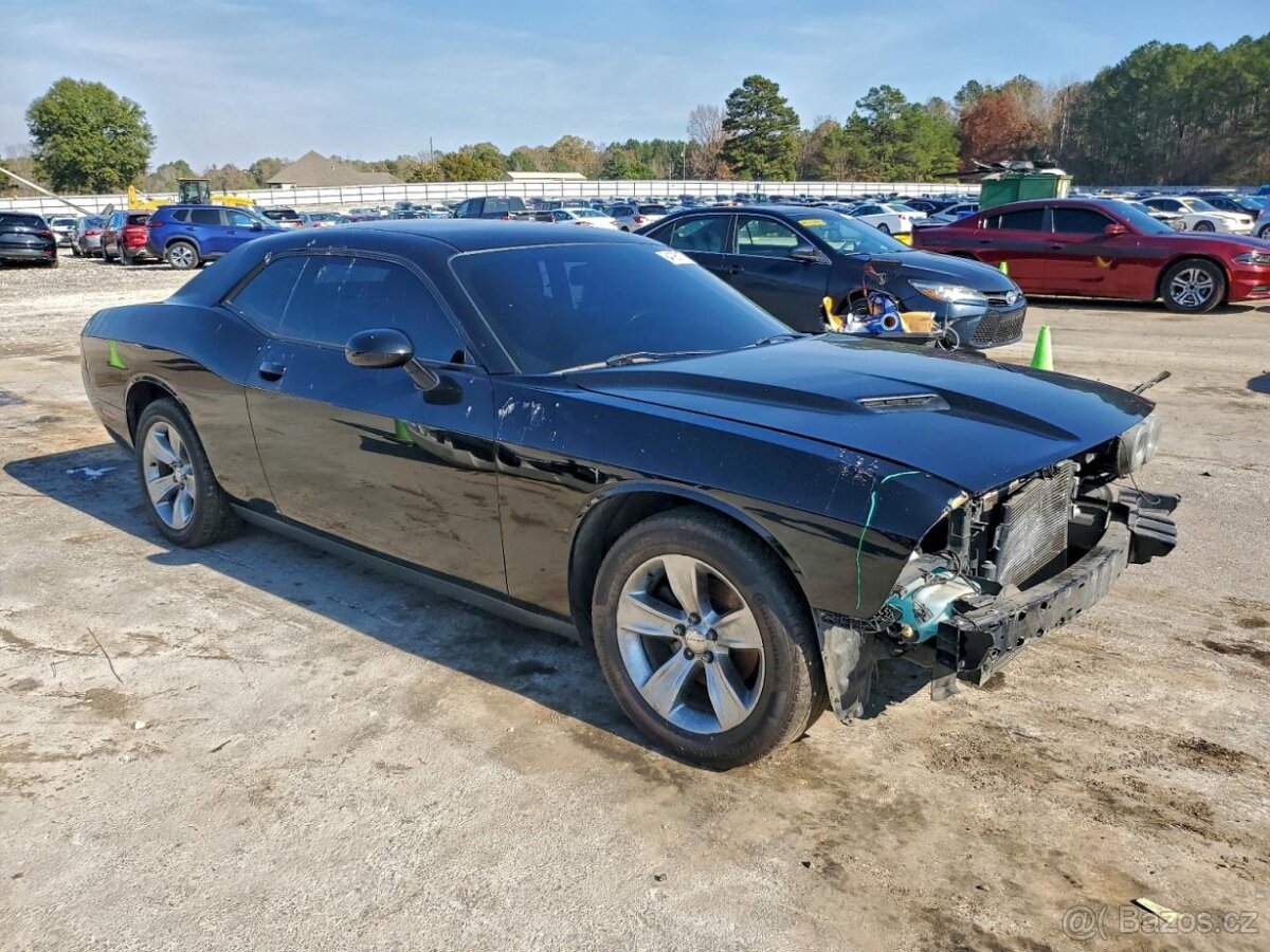 Dodge Challenger - náhradní díly - 9
