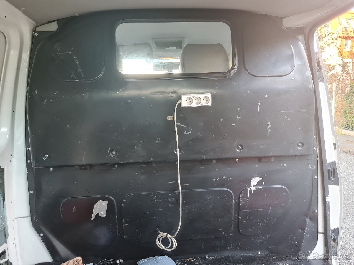 VW transporter T5.1 long celoplech - 9