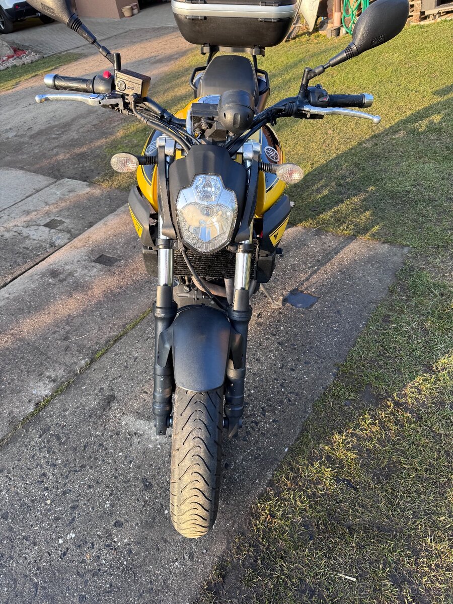 Yamaha RM02 - 9