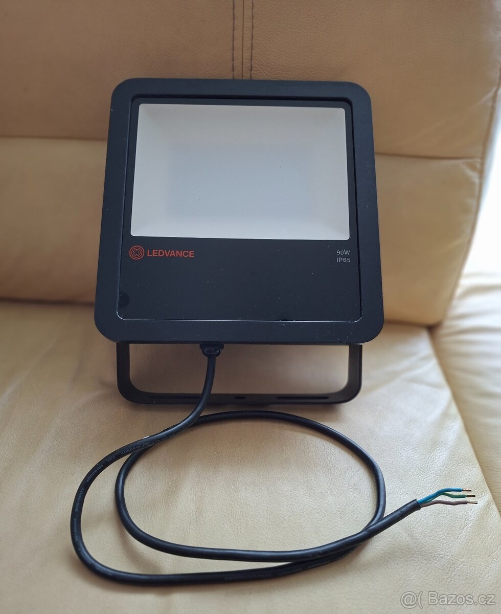 LED reflektor Osram 90W - 9