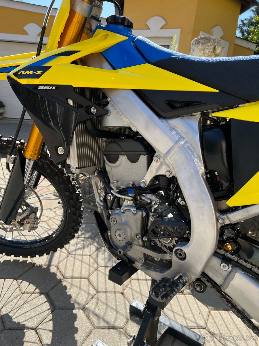 Suzuki RM-Z 250 2026 - 9