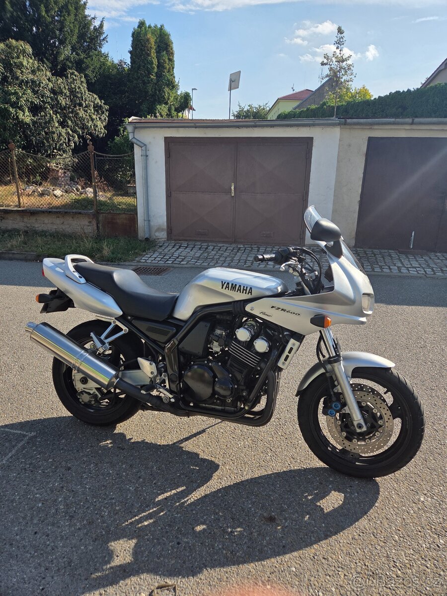 Yamaha fazer 600 - 9