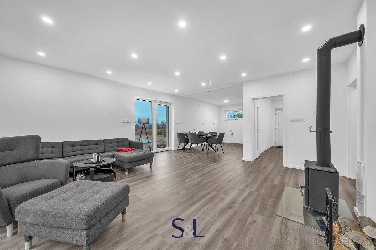 Prodej rodinné domy, 106 m² + dalších 108 m² v podkroví - Bř - 9