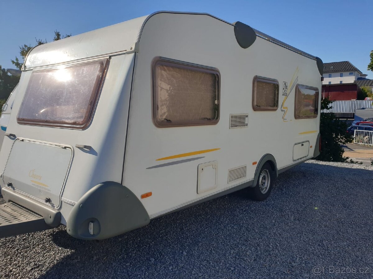 Karavan Knaus 500 obytný přívěs - 9