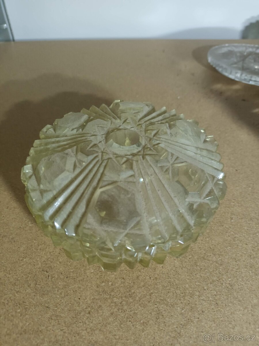 Sada parfémových flakonů, zelené sklo - 9