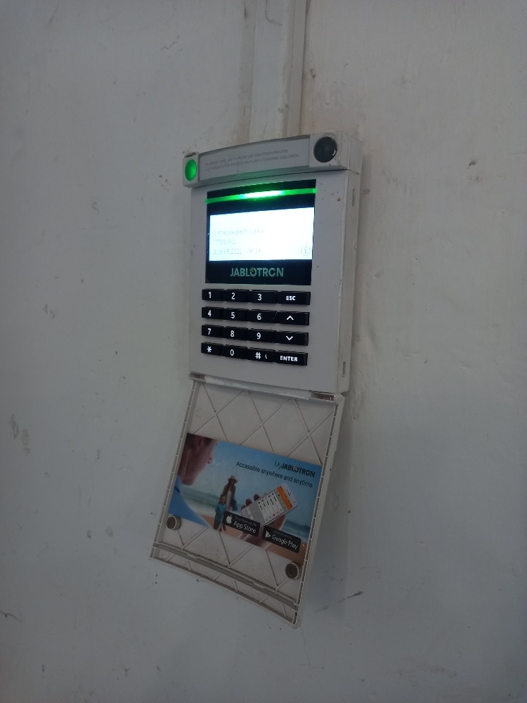 pronájem skladu 230 m2, s kanceláří a garáží, v Orlové - 9