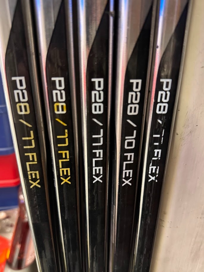 HOKEJKA BAUER VAPOR HYPERLITE 2, 77/28 - 9