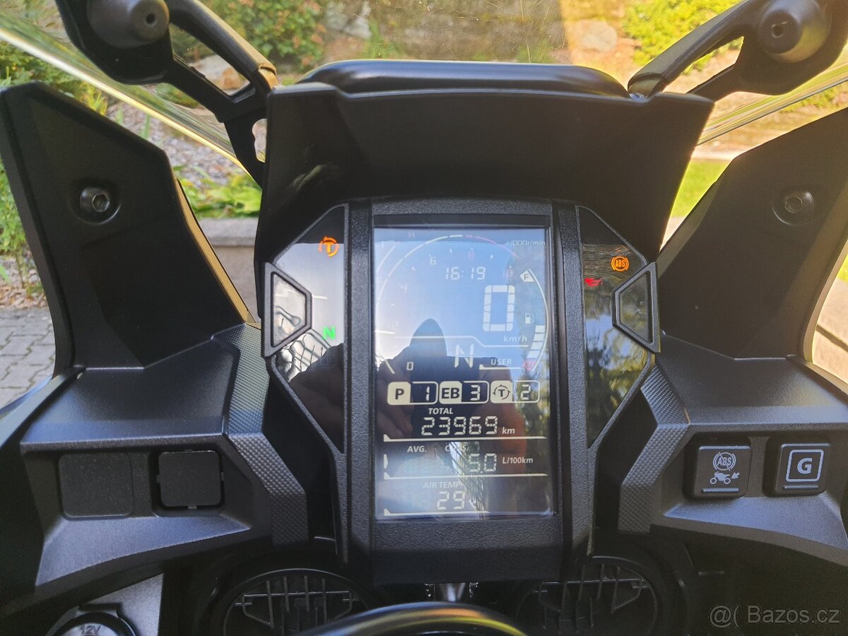 Honda CRF 1000 L Africa Twin ABS - DCT - SUPER STAV + VÝBAVA - 9