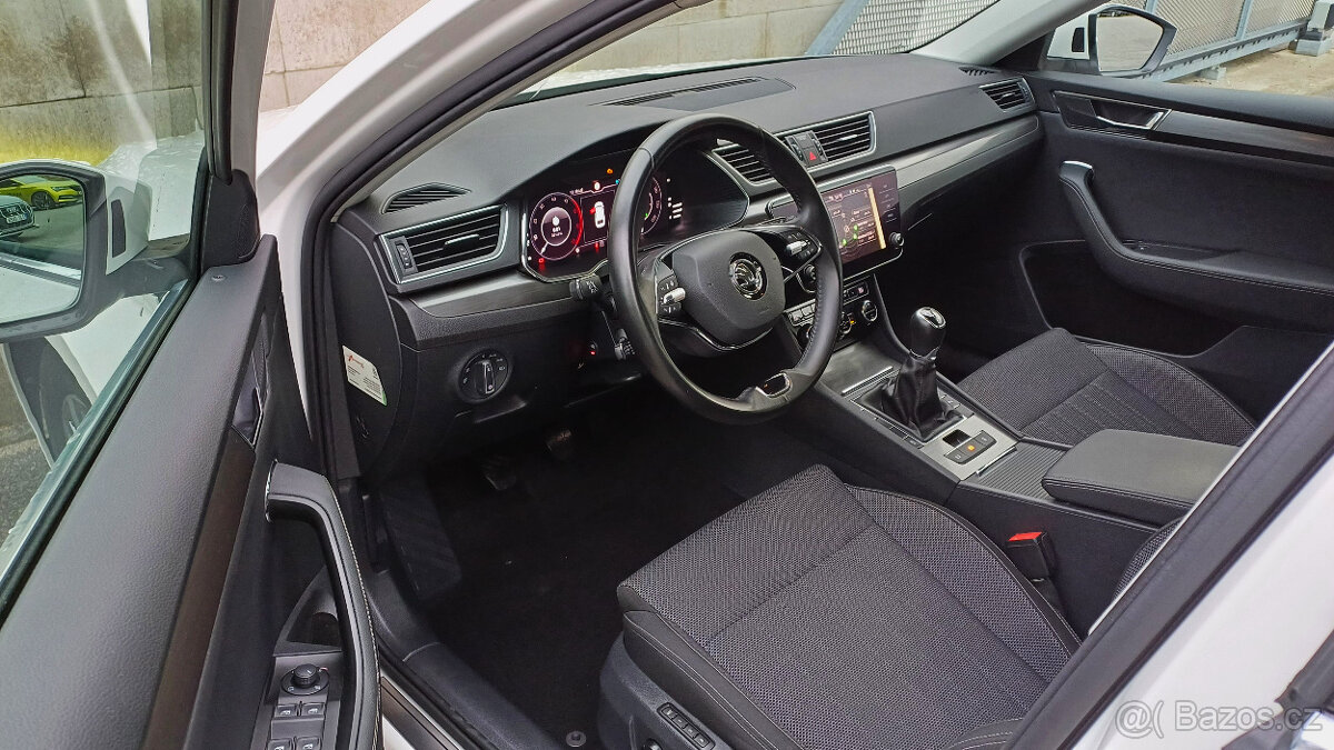 Superb combi 2.0TDI 110kW-TZ-nízké KM-1.maj-koupČR-NEHAV-DPH - 9