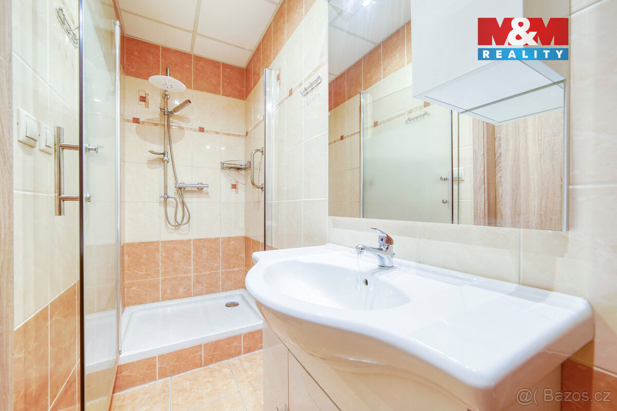 Pronájem bytu 2+kk, 53 m², Plzeň, ul. Chválenická - 9