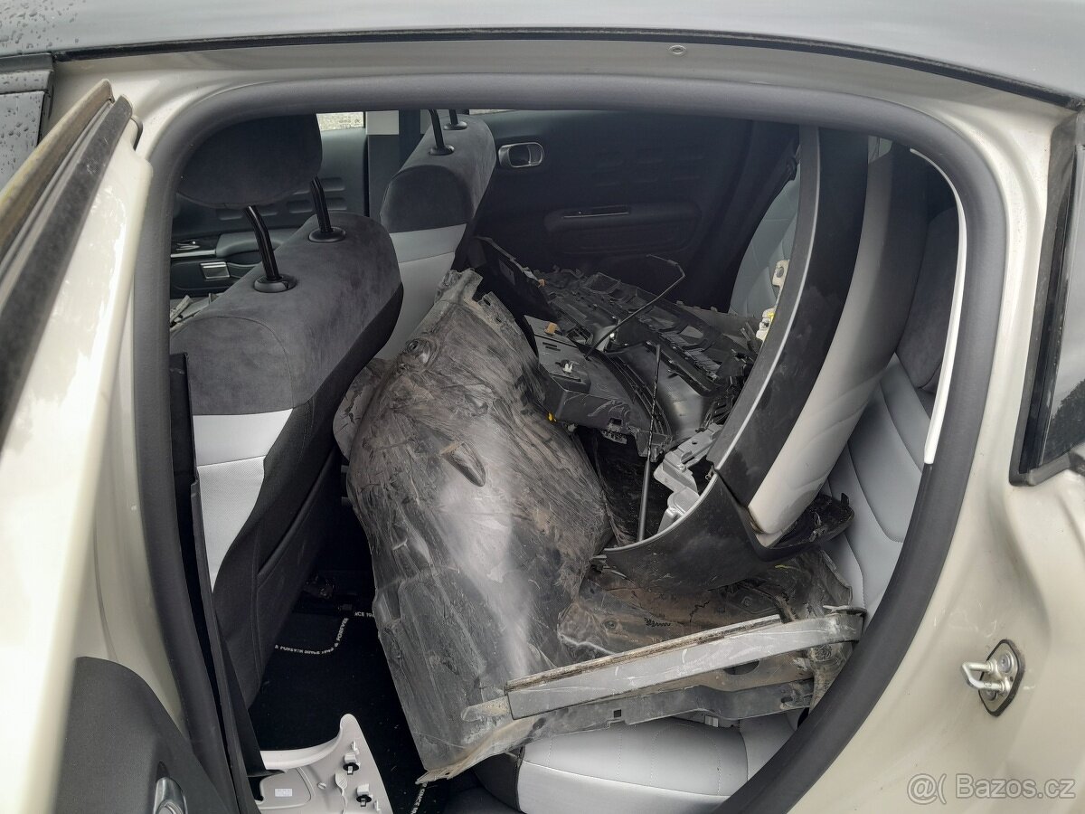 Citroën C3 1.2 PURETECH-12V 110 - 9