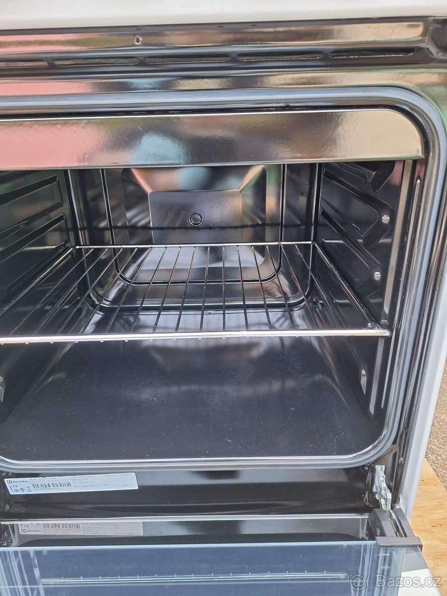 Elektrický sporák Electrolux - 9