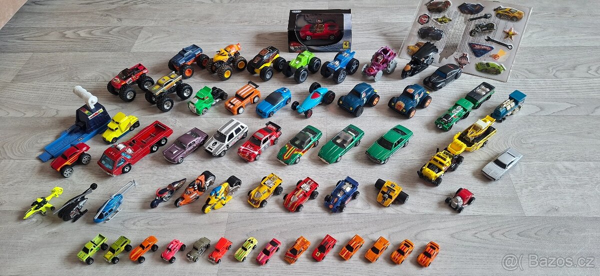 autíčka - angličáky Hot Wheels - 9