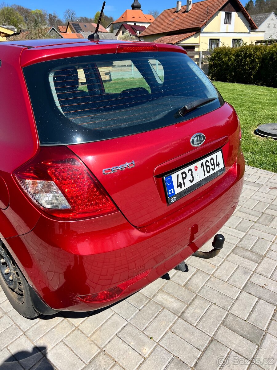 Kia Cee’d 1.4 i benzin - 9