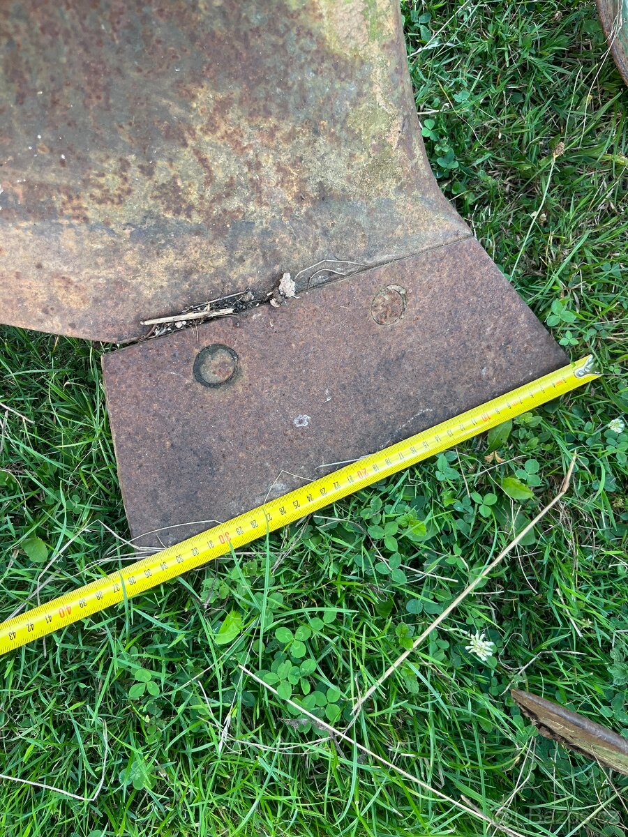 Pluh troják (tovární výroby) - 9