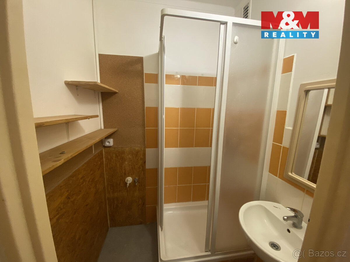 Pronájem bytu 2+1, 53 m², Beroun, ul. Švermova - 9