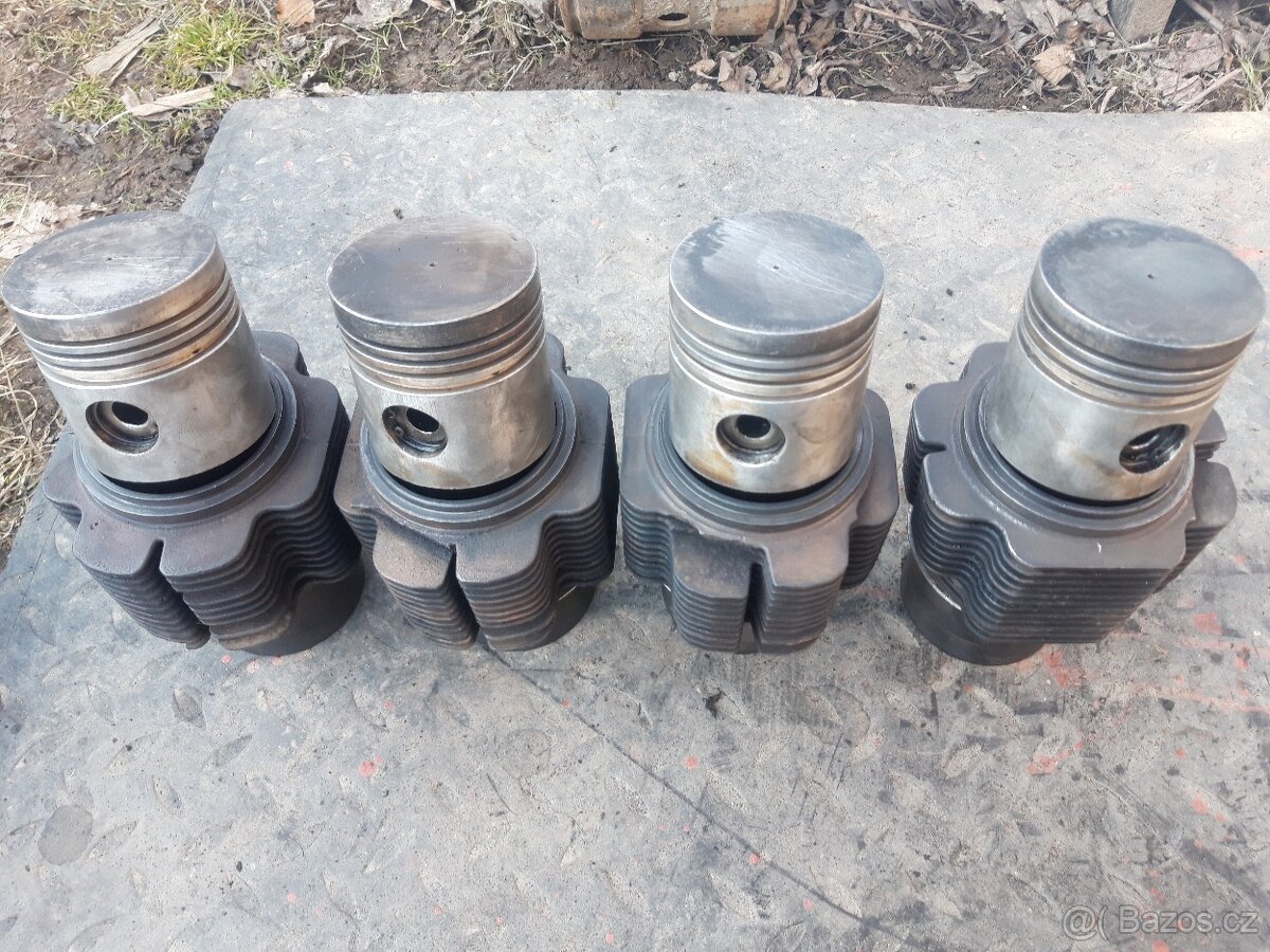 RS 09 čtyřválec hlavy válce písty - 9