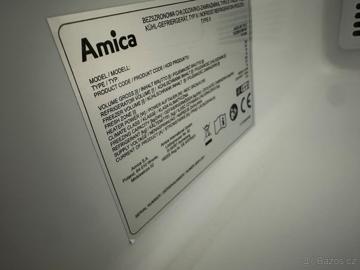 Lednice s mrazákem Amica (288) - 9