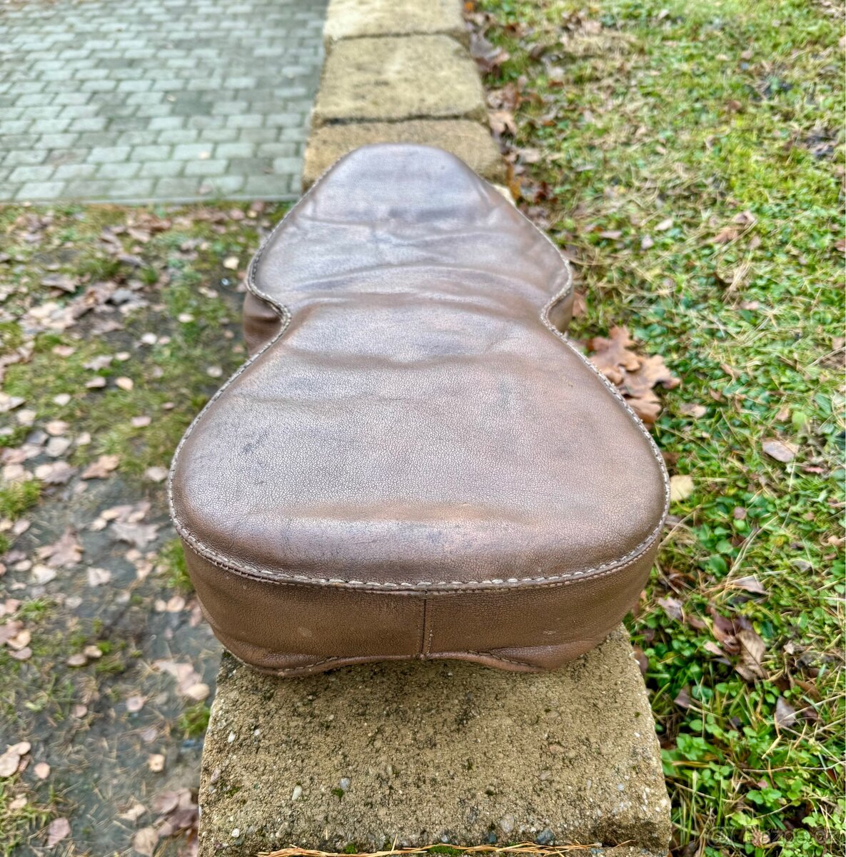 Jawa CZ kyvacka - sedlo kytara - 9