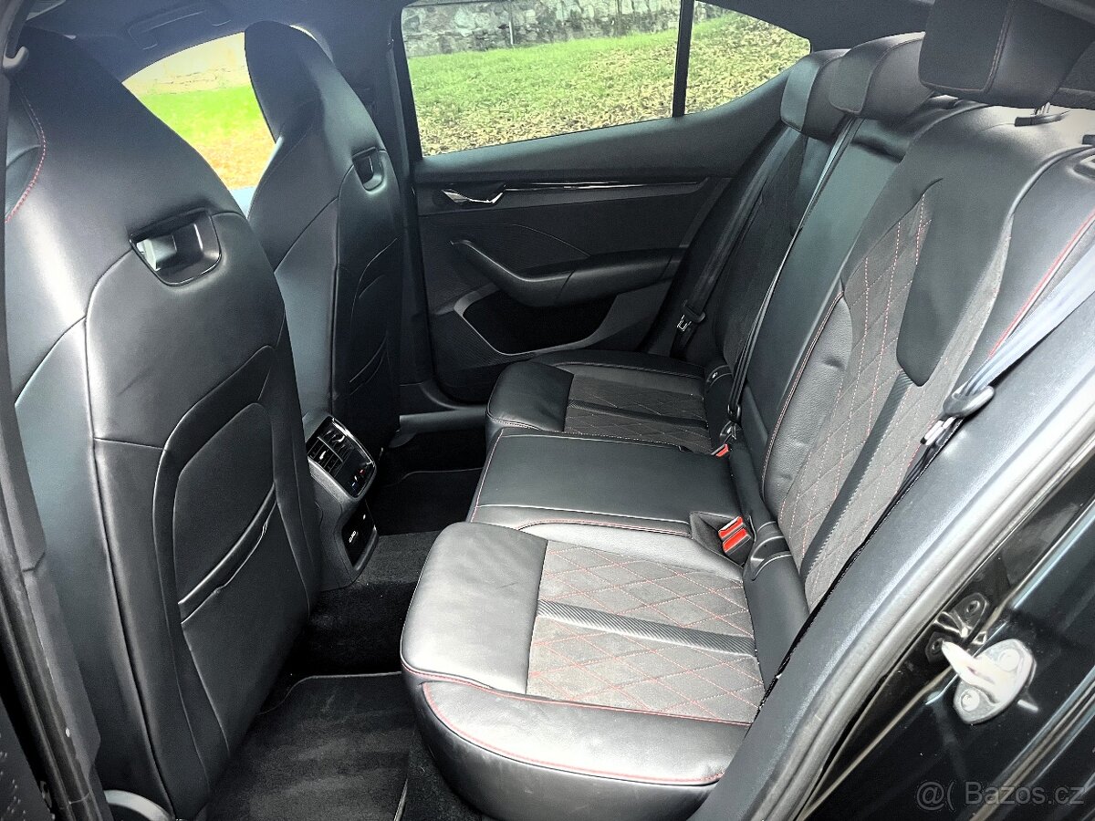 ŠKODA OCTAVIA IV RS (v záruce) - 9