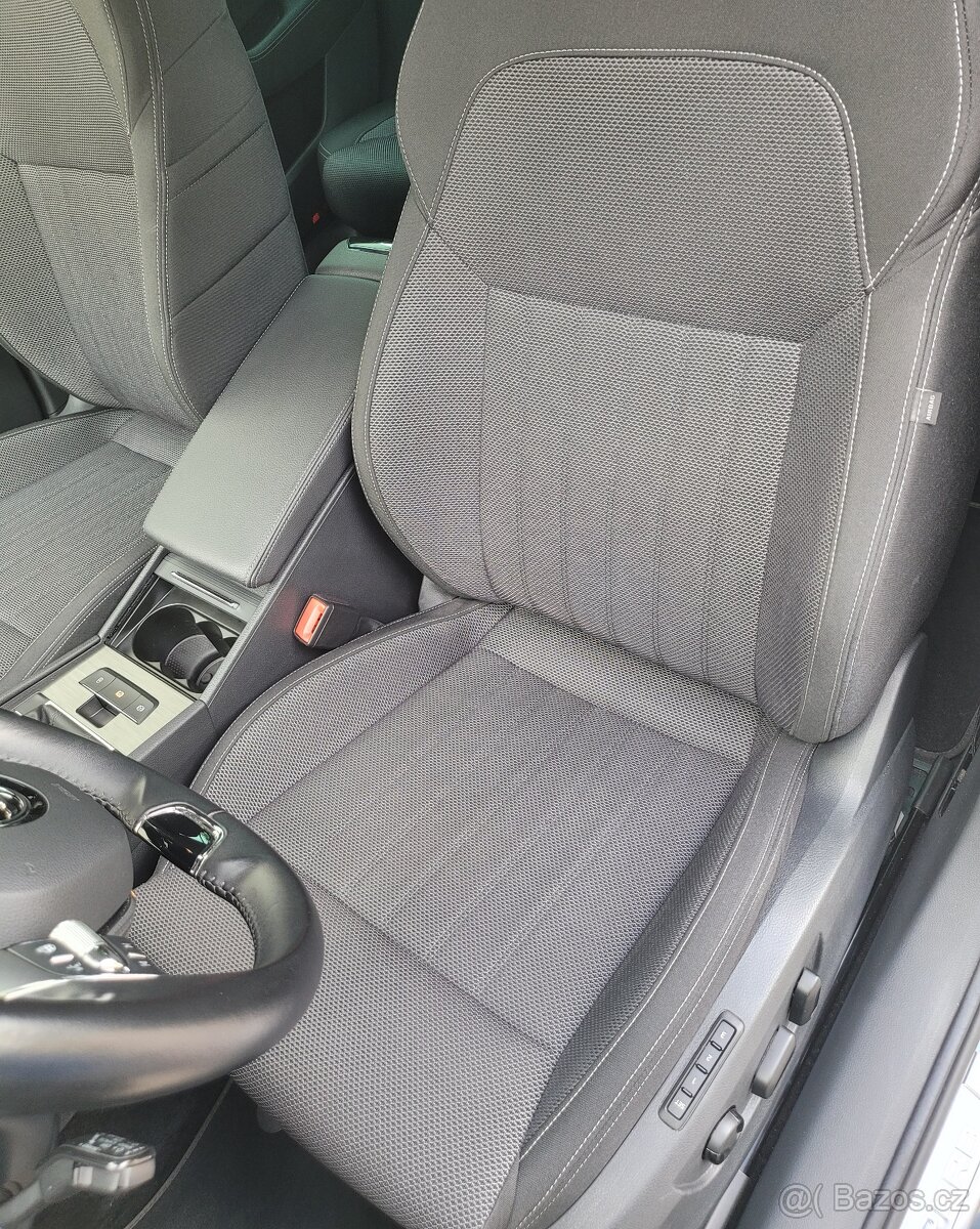 Škoda Superb 3 Combi 2.0TDI 110kW 2021 ČR DPH Style - 9