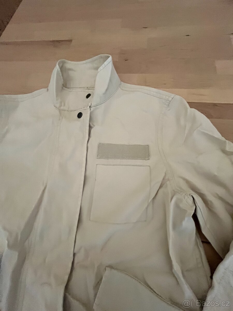 Dámská bunda zn. Bershka, velice pěkná,top detaily - 9