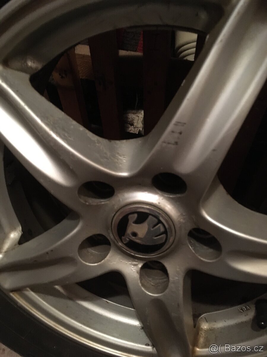 Alu disky r15 5x112 Škoda Octavia 2 - 9