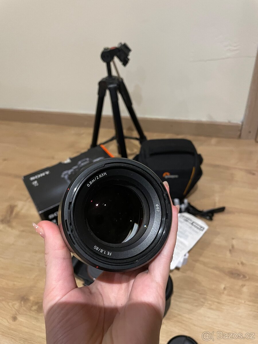 Sony A7 II + 2 objektivy a příslušenství - 9
