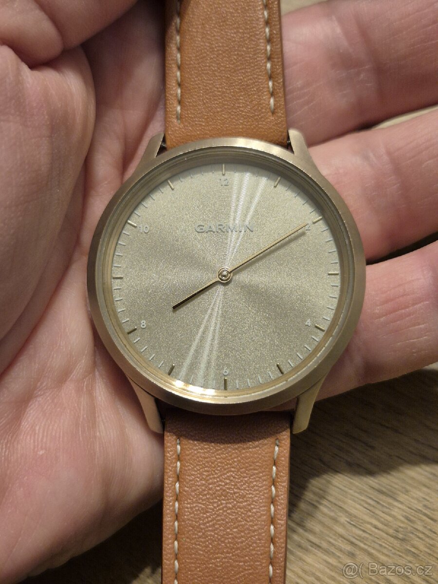 Garmin VIVOMOVE premium gold - 9