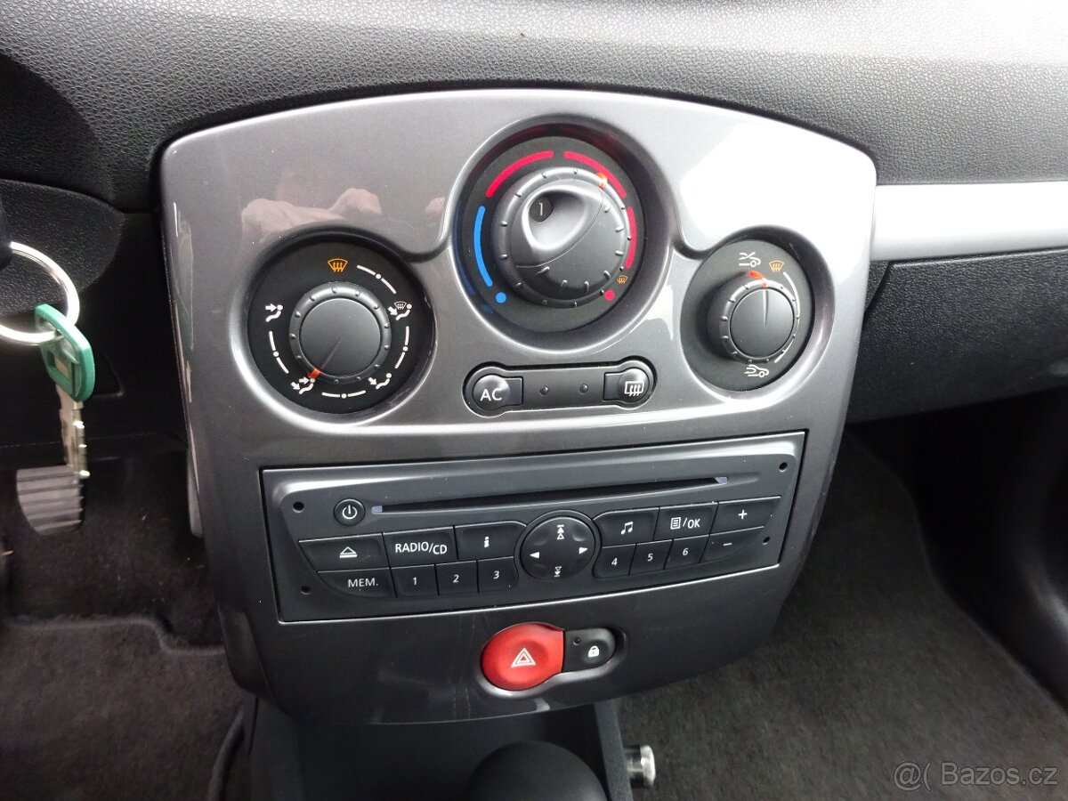 Renault Clio 1.2i r.v.2012 (55 kw) 1.Majitel - 9