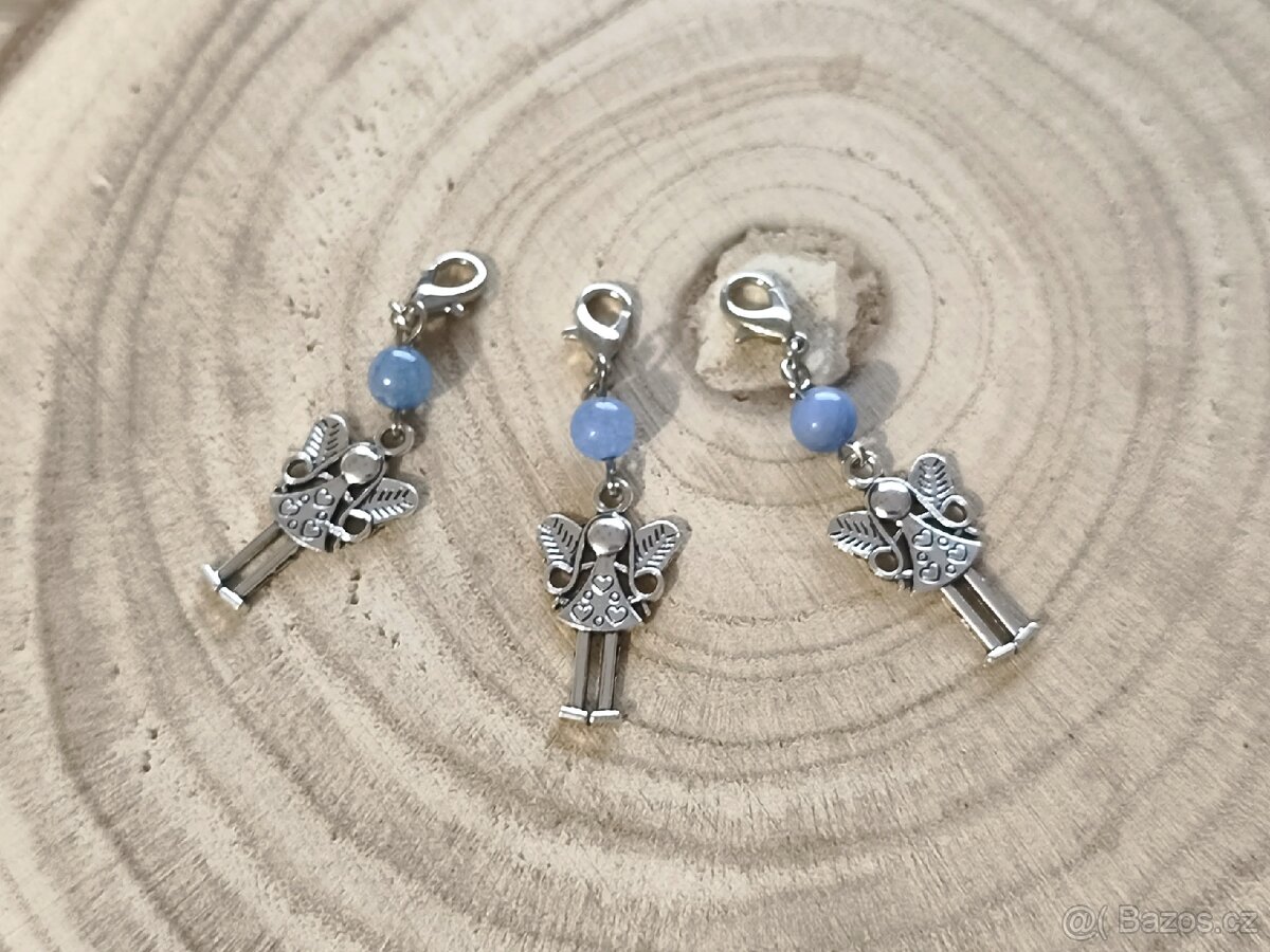 Přívěsek - Andělka s modrým křemenem - 9