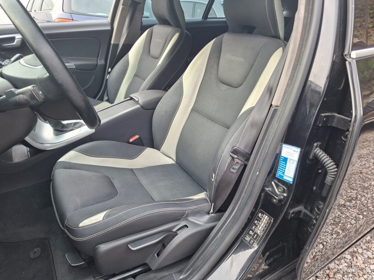 VOLVO V60 2.0D4 120kW R-DESIGN - 9