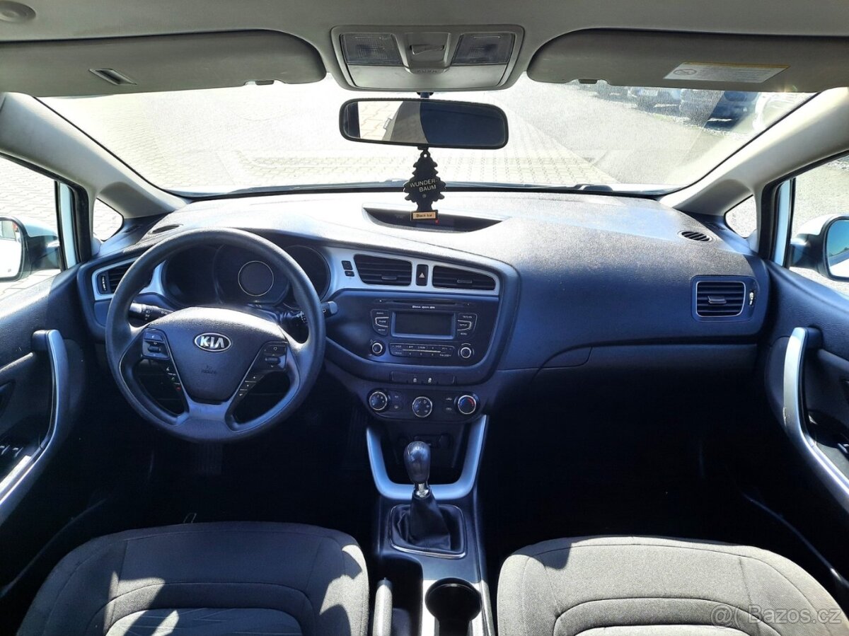 Kia Cee´d 1,4 CVVT-i KLIMATIZAC EESP - 9