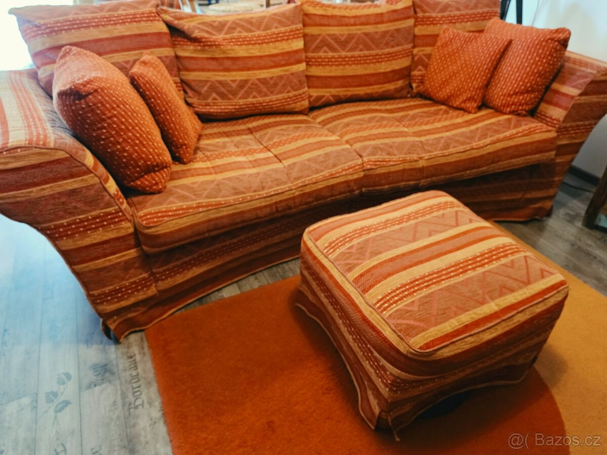 Velká sedačka, (sedací souprava), s taburetem - 9