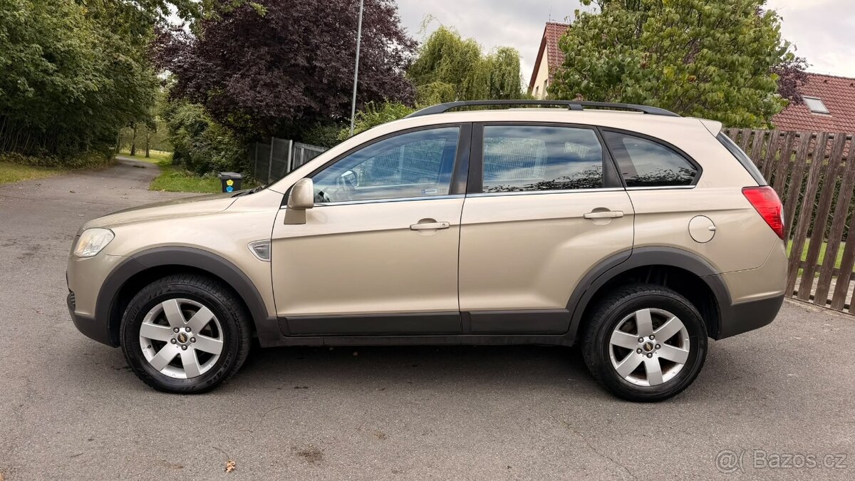 Chevrolet Captiva 2.0 VCDI 110 kW – 7 míst, ČR - 9