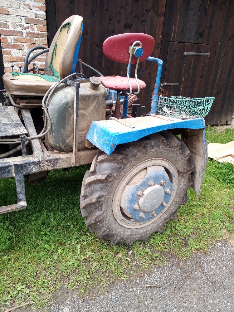 Traktor domácí výroby - 9