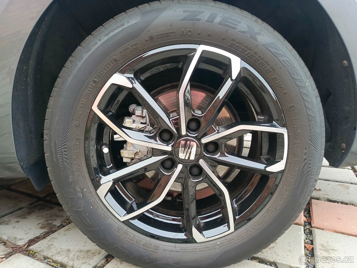 SEAT LEON ST face 1.4 TSI, DSG,CNG,STYLE, najeto 101tisíc km - 9